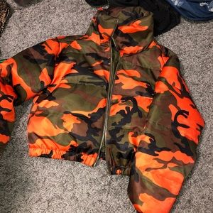 AZALEA WANG CAMO CROPPED  PUFFER